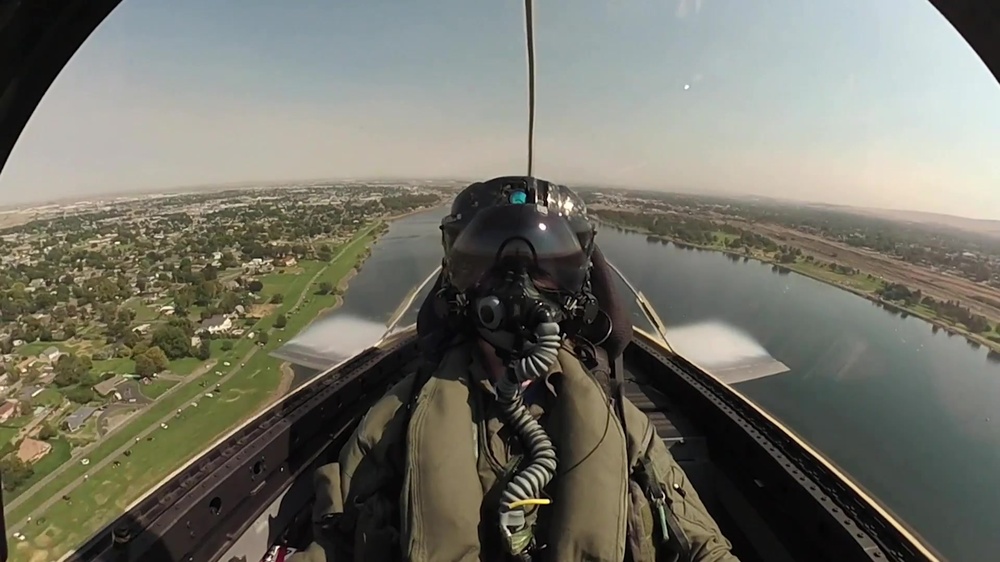 Dvids Video F Demo Team Flies At Tri City Water Follies Air