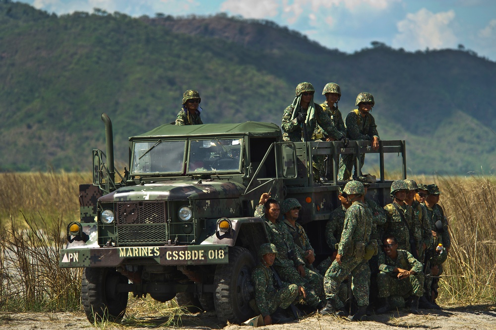 Dvids Images Us Philippine Marine Forces Conduct Live Fire Training