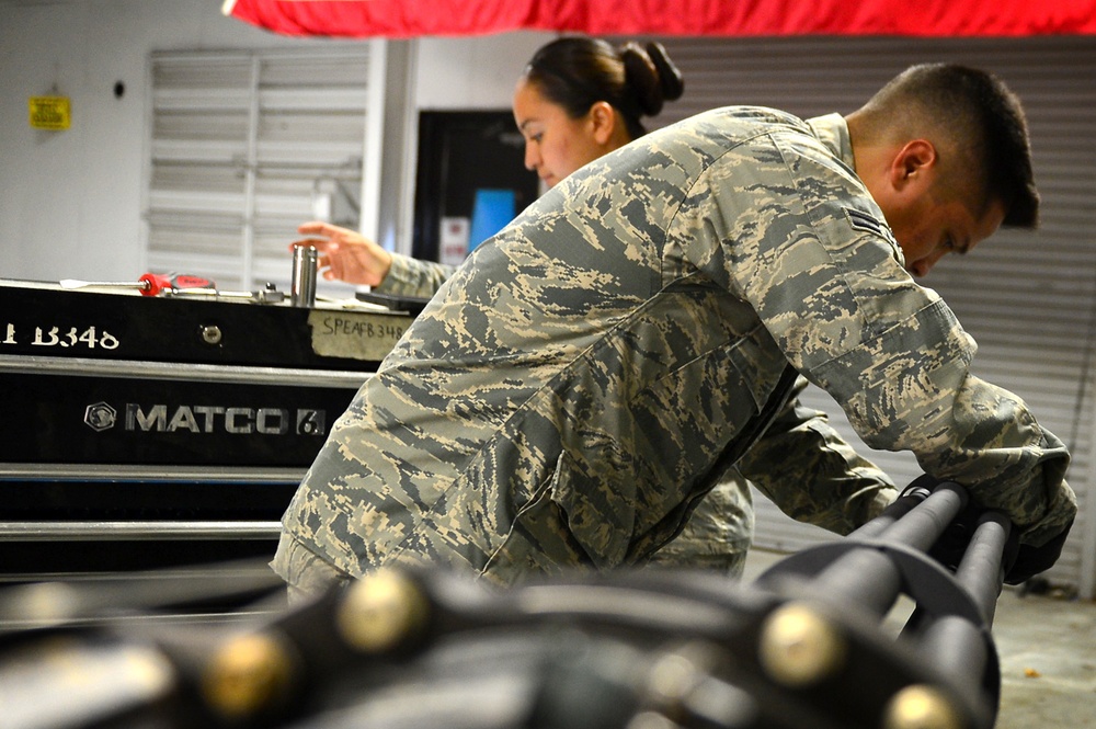 Dvids Images Armament Airmen Lay Down The Steel Image Of