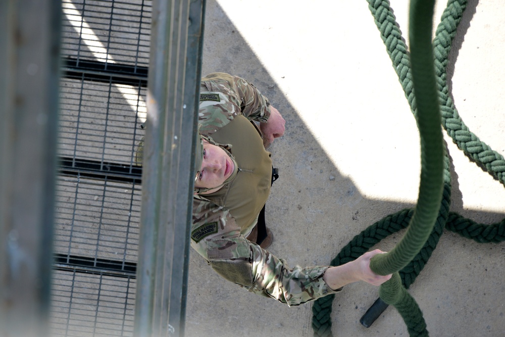 Dvids Images British Royal Marine Commandos Fast Rope With Spmagtf