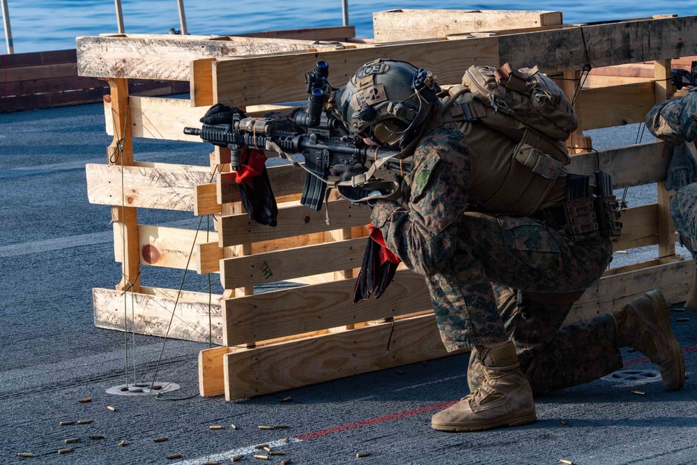 Dvids Images St Meu Conducts Fast Rope Exercise Aboard Uss