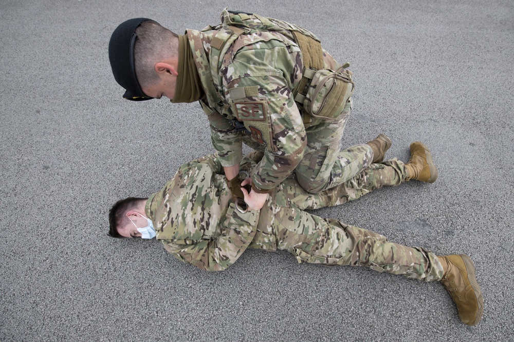 DVIDS Images 423rd Security Forces Squadron Training Image 10 Of 13