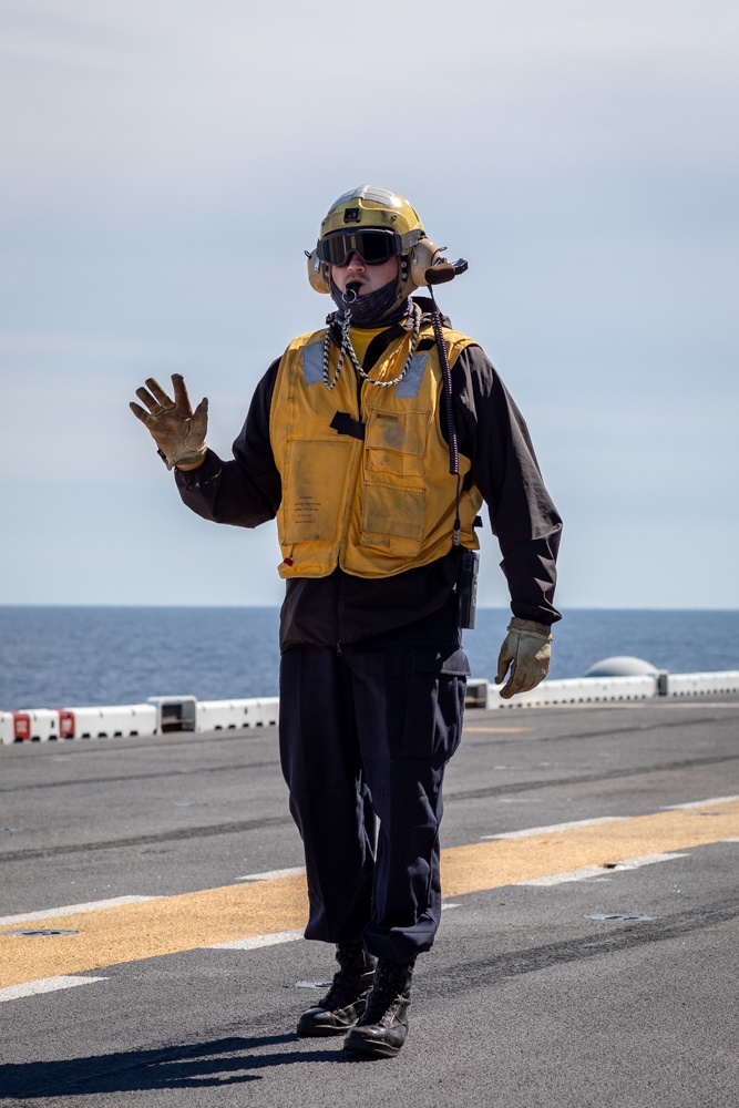 Dvids Images Kearsarge Flight Deck Training Image Of