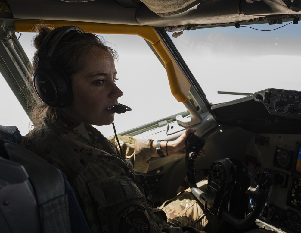 Dvids Images Th Expeditionary Air Refueling Squadron Refuel