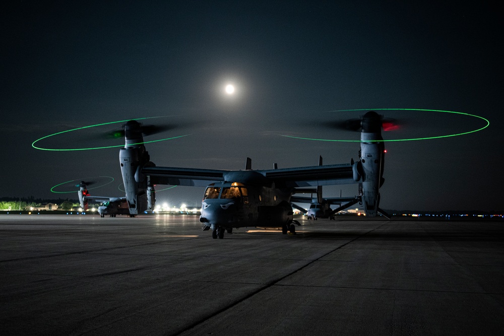 DVIDS Images Osprey Conduct Night Ops At Hulman Field Image 3 Of 8