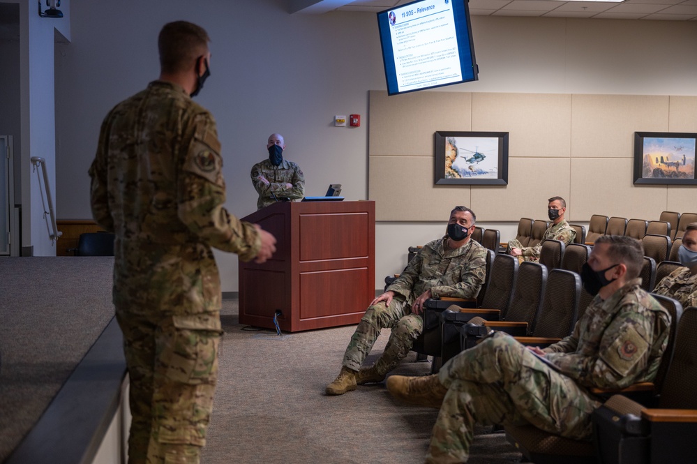 Dvids Images Maj Gen Hill Afsoc Deputy Commander Visits Units