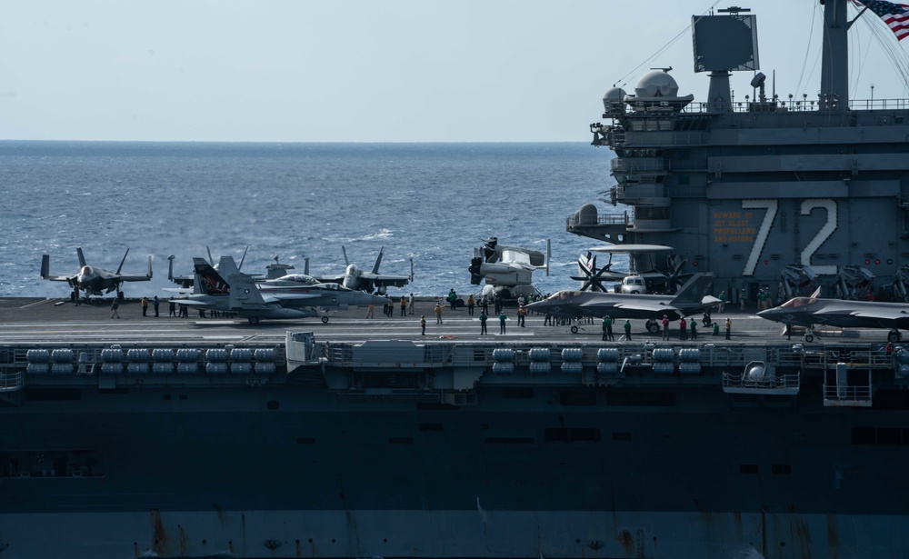 Dvids Images U S Pacific Fleet Forces Alongside Jmsdf