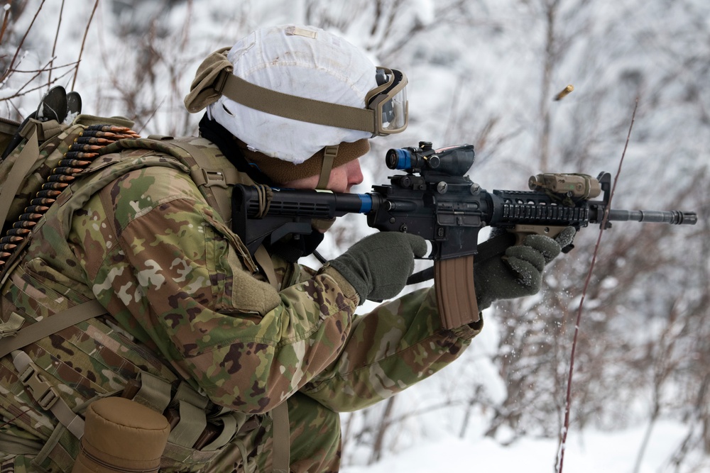 Dvids Images Denali Paratroopers Conduct Squad Live Fire Training