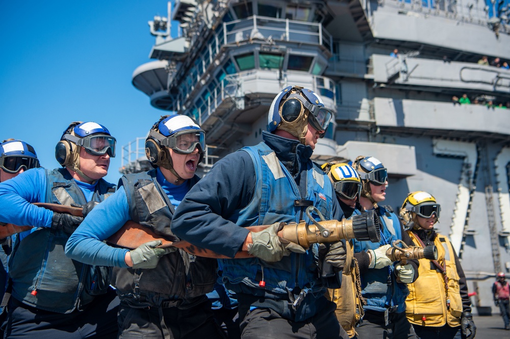 DVIDS Images Sailors Participate In Damage Control Training Aboard