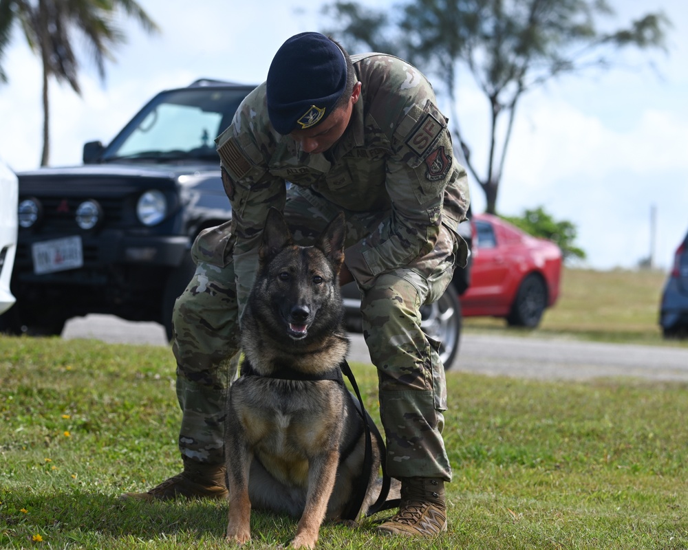 Dvids Images Sfs Display Capabilities For National Police Week