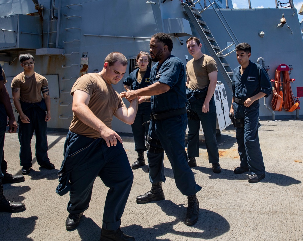 DVIDS Images Sailors Aboard USS Dewey DDG 105 Conduct Security