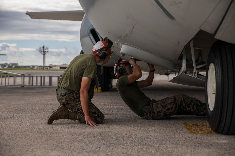 Dvids Images U S Marines With Vmgr Conduct Routine Flight Ops