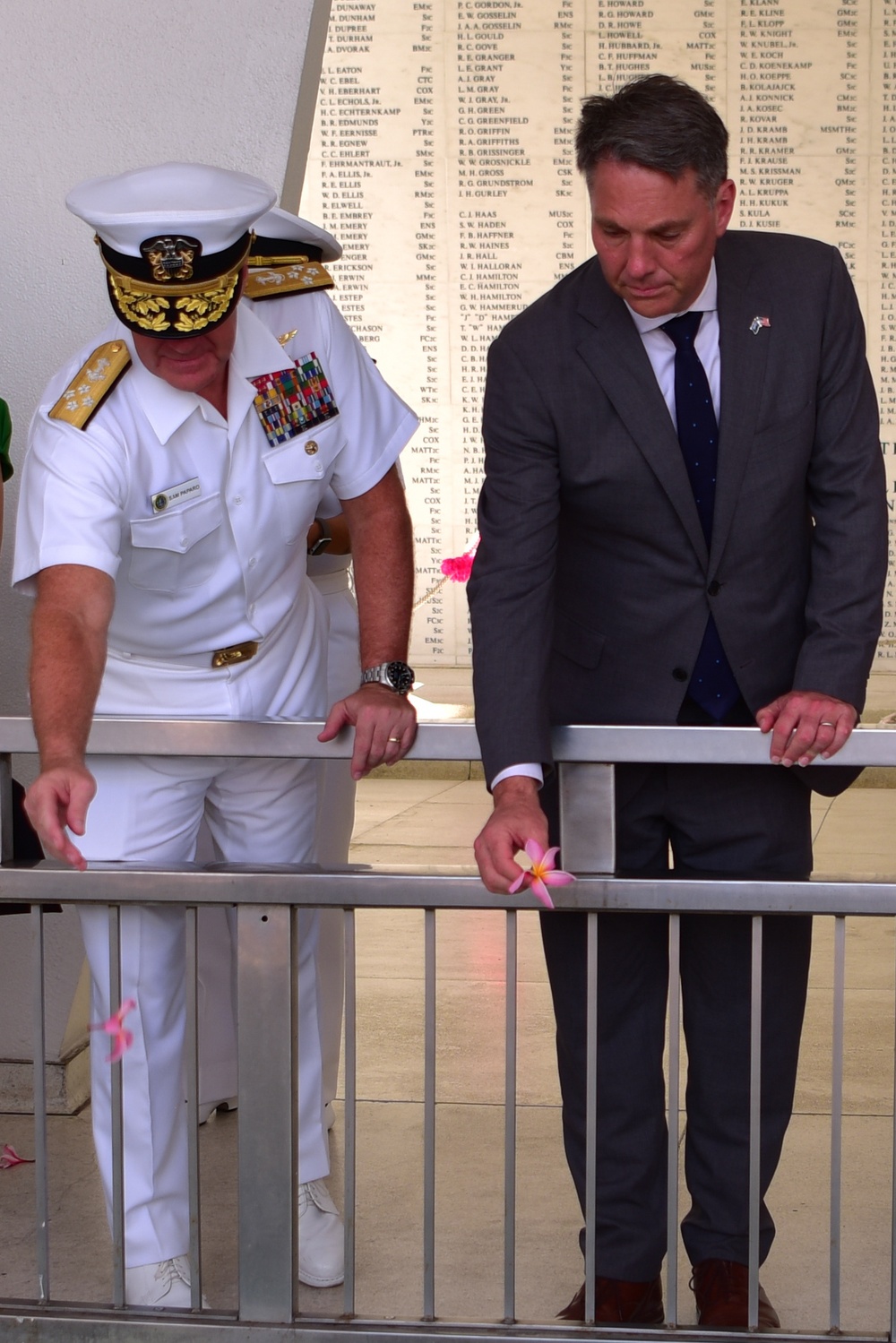 DVIDS Images Commander U S Pacific Fleet Tours USS Arizona With