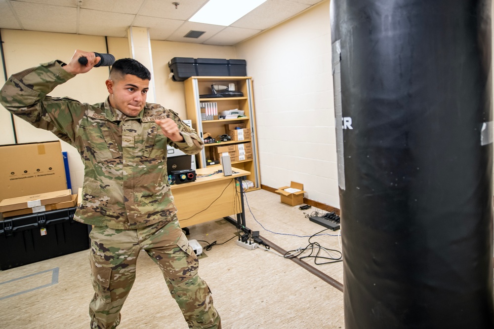 Dvids Images Pathfinder Defenders Sharpen Combative Skills Image