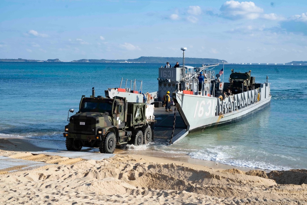 Dvids Images Clb And Uss Ashland Conduct Amphibious Operations