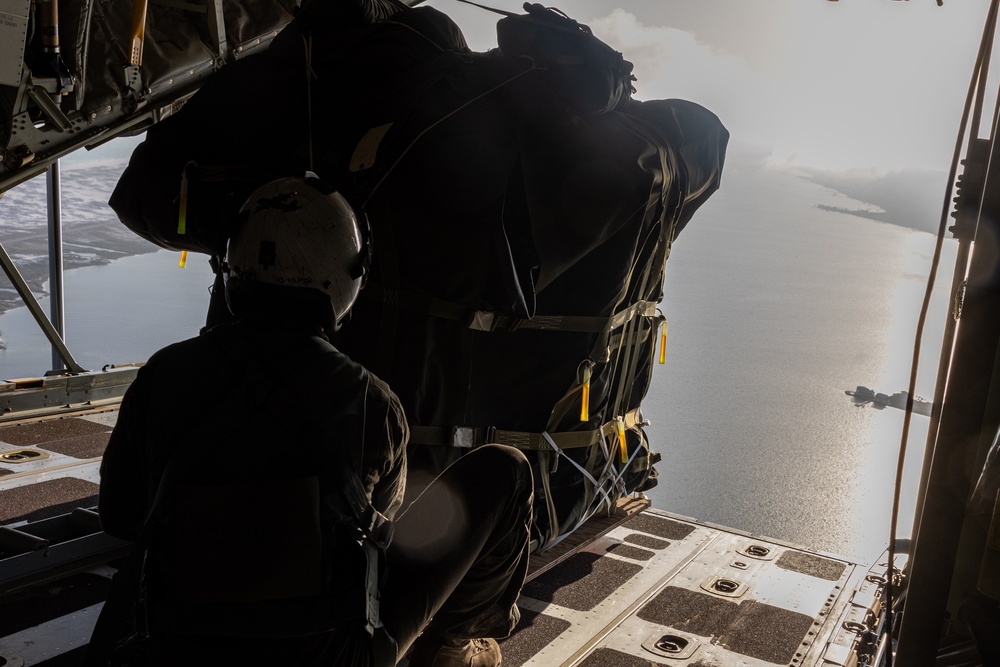 DVIDS Images 24th Special Operations Wing Conducts Water Jumps From