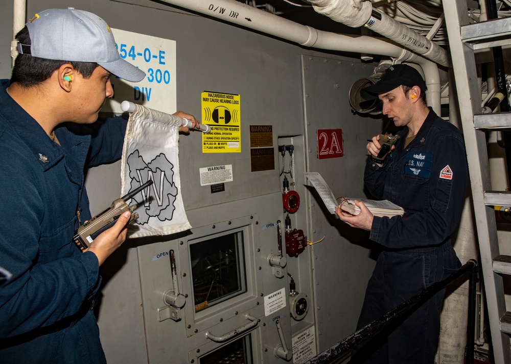 Dvids Images Sailors Conduct Engineering Drill Aboard Uss John Finn