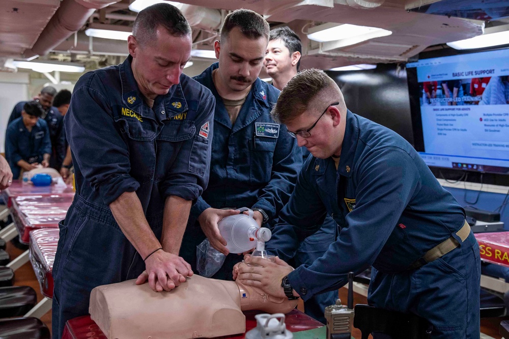 Dvids Images Sailors Practice Cpr Techniques Aboard The Arleigh