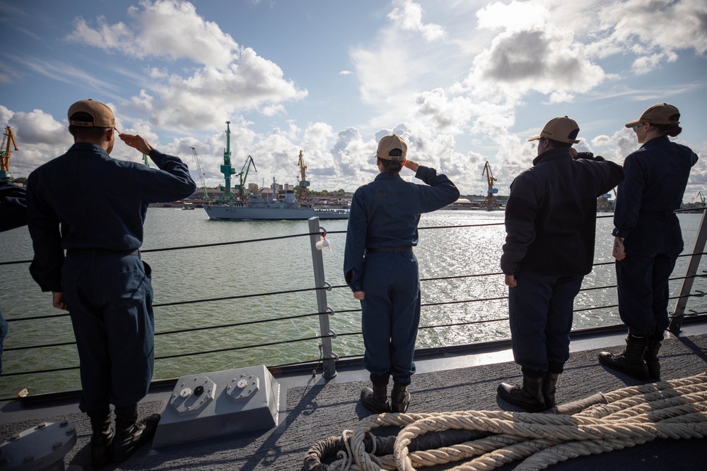 Dvids Images Uss Roosevelt Ddg Arrives In Klaipeda Lithuania