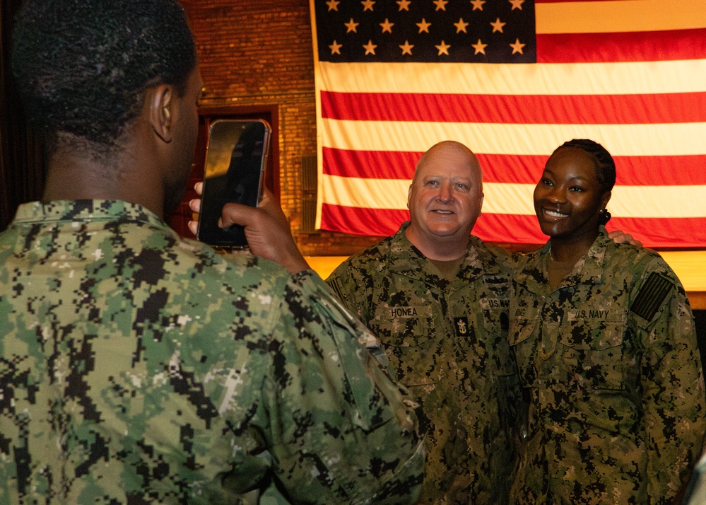 DVIDS Images MCPON Honea Holds All Hands Call At Great Lakes Image