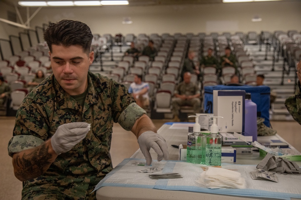 DVIDS Images Combating The Flu U S Navy Corpsmen Conduct SHOTEX