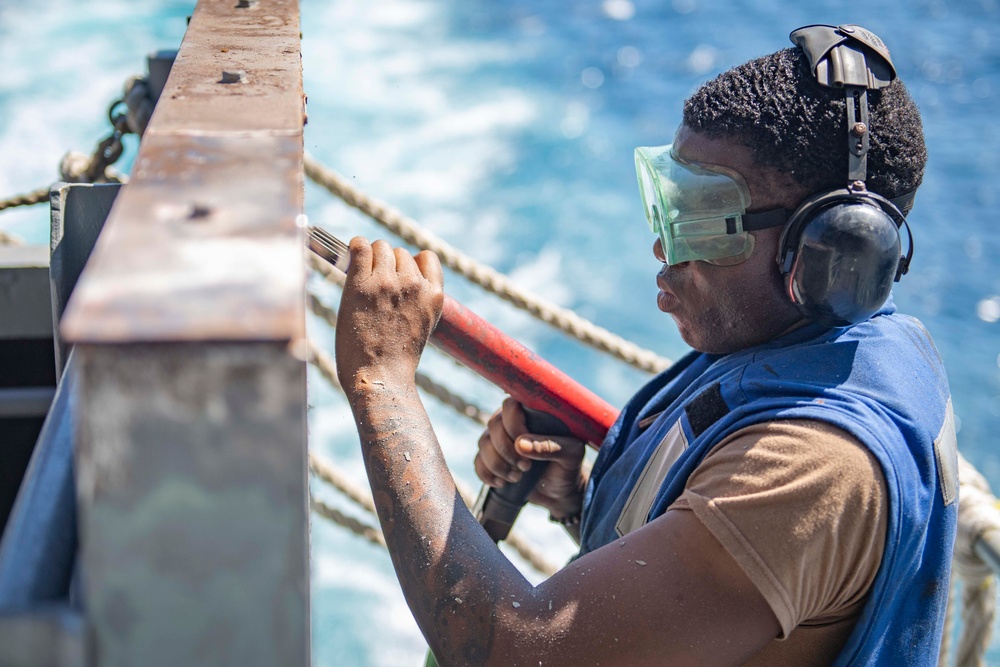 DVIDS Images USS Carl Vinson CVN 70 Sailor Conducts Maintenance