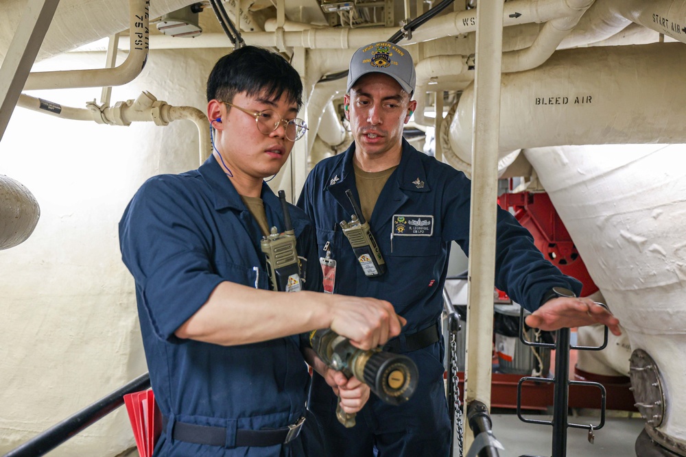 DVIDS Images USS John Finn Conducts Engineering Training Image 2 Of 3