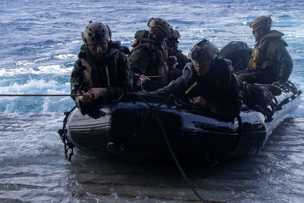 Dvids Images St Meu Conducts Bi Lateral Boat Raid For Iron Fist