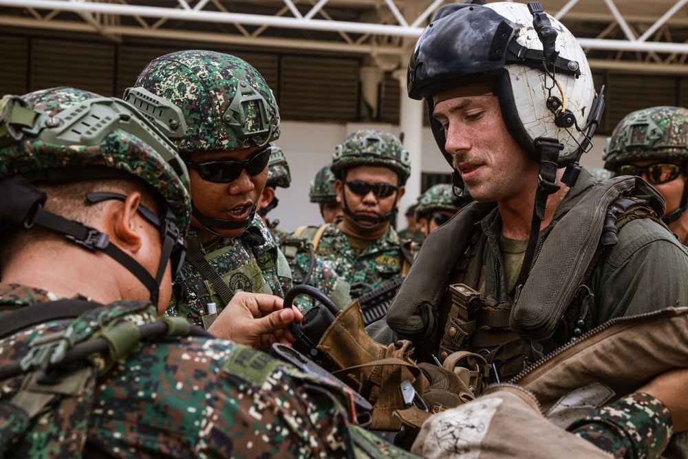 Dvids Images Balikatan U S Philippine Marines Rehearse