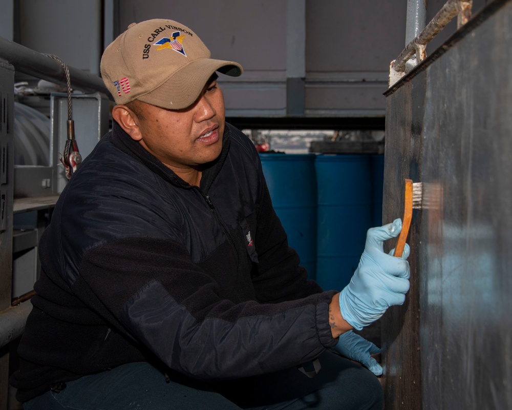 DVIDS Images Sailor Performs Maintenance Aboard USS Carl Vinson