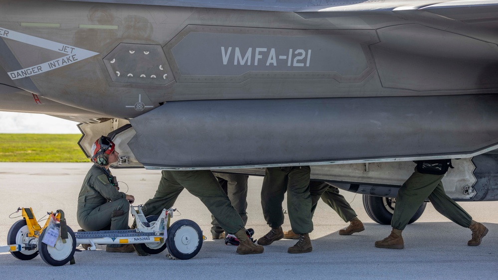 DVIDS Images Locked And Loaded VMFA 121 Conducts Ordnance