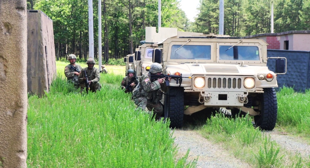 DVIDS Images JB MDL WAREX 24 Convoy Exercises Image 4 Of 11