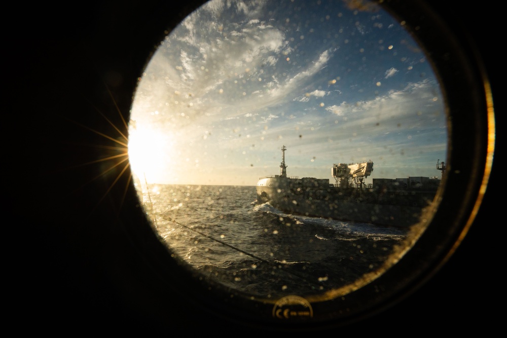 Dvids Images Uss Fitzgerald Replenishment At Sea Hmnzs Aotearoa