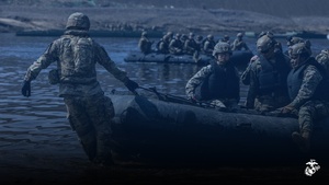 Marine Minute: 11-25 (AUDIO)