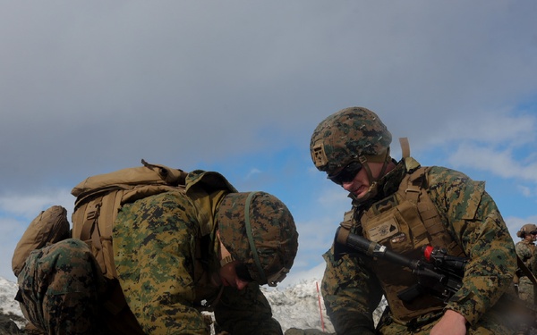 Marine Minute: 21.2-25 (AUDIO)