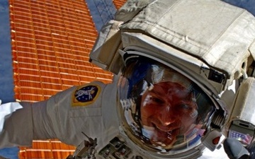 NASA astronaut Army Col. Andrew Morgan participates in a spacewalk