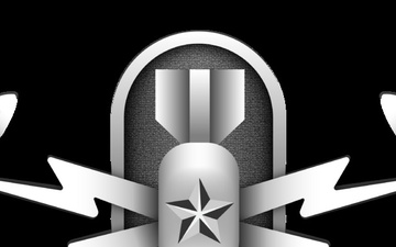 Senior Explosive Ordnance Disposal (EOD) Warfare Insignia