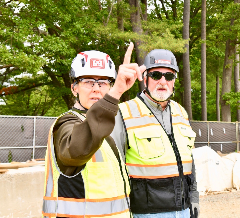 Maj. Gen. Kimberly Colloton tours New England District MIT Lincoln Laboratory project