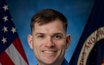 Headline Graphic 9x16 - Army chief warrant officer 3 selected by NASA as 2025 astronaut candidate