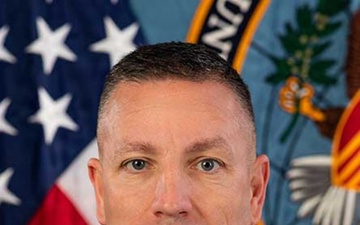 Official Portrait of Sergeant Major Daniel E. Mangrum