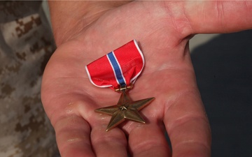 U.S. Marines with 1st MARDIV highlight unwavering selflessness