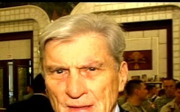 Senator John Warner (R) Va.