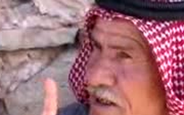 Soldiers Greet Tal Afar Locals (No Audio)