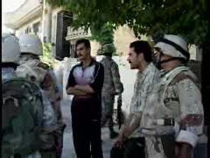 Patrol Speaks to Iraqis