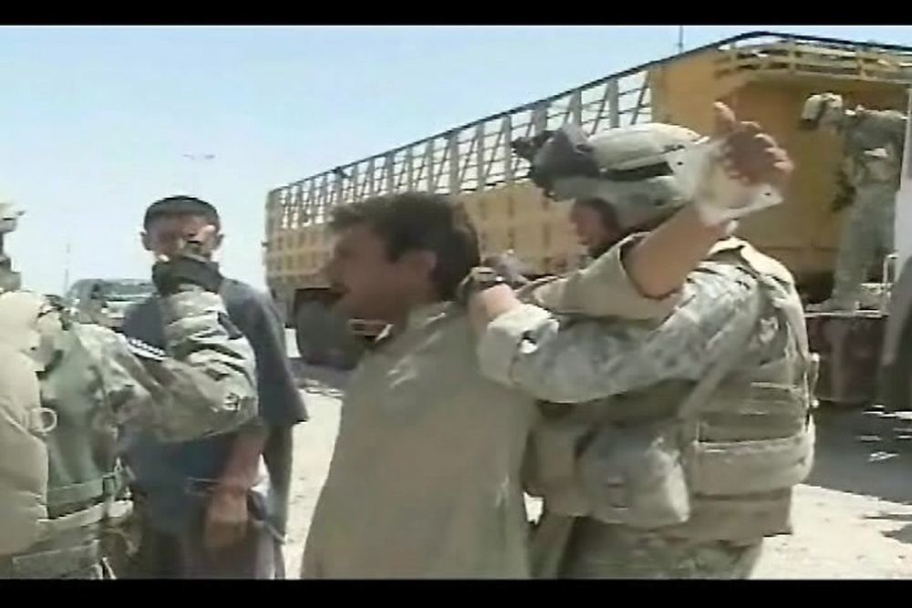 DVIDS - Video - U.S. Army Soldiers Conduct a Traffic Control