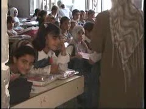 Iraqi Army Delivers Supplies to Fallujah School