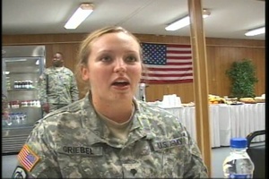 Rep. Shelly Moore Has Lunch With Soldiers