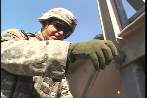 Iraqi and U.S. Engineers Repair Bridge
