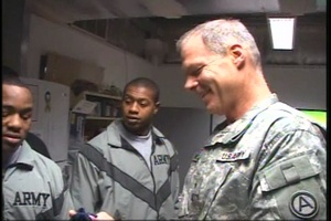 Wounded Soldiers In Kuwait Receive Shirts from Chicago Bears