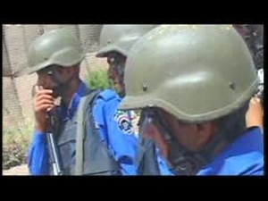 MND-B Soldiers Trainn Iraqi Police